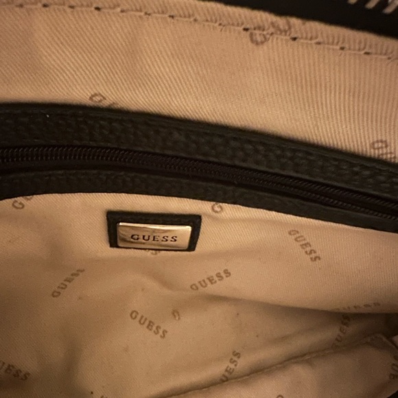 Guess Alesia Girlfriend Crossbody - Picture 7 of 9